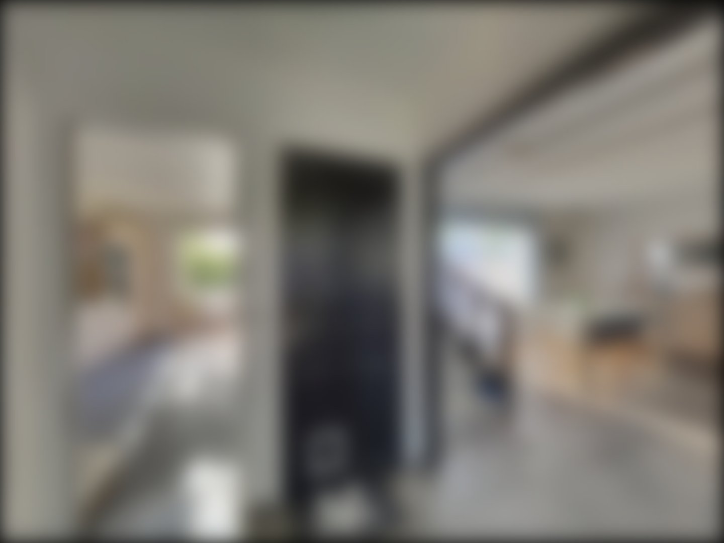 loading blurry tour image