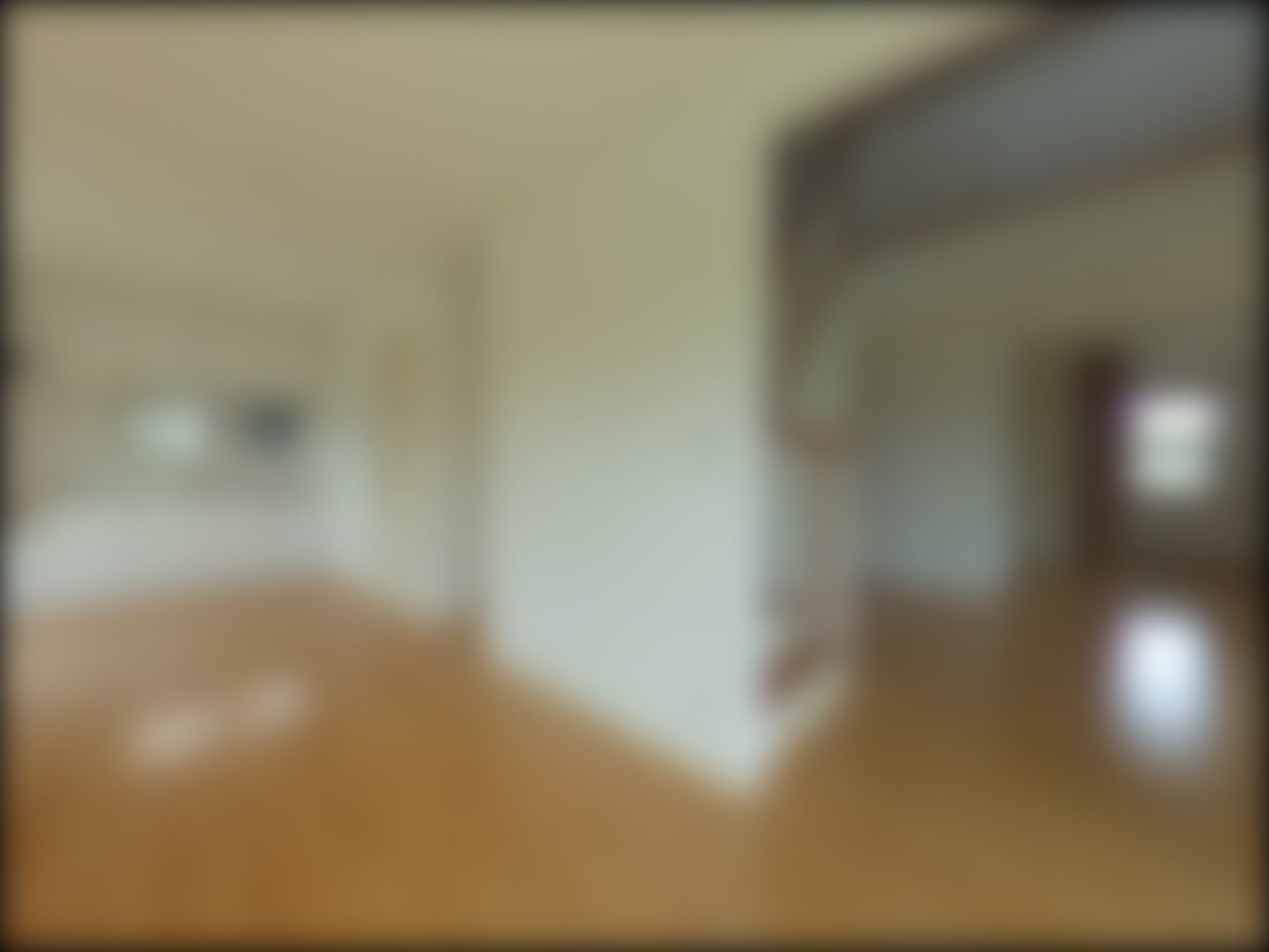 loading blurry tour image