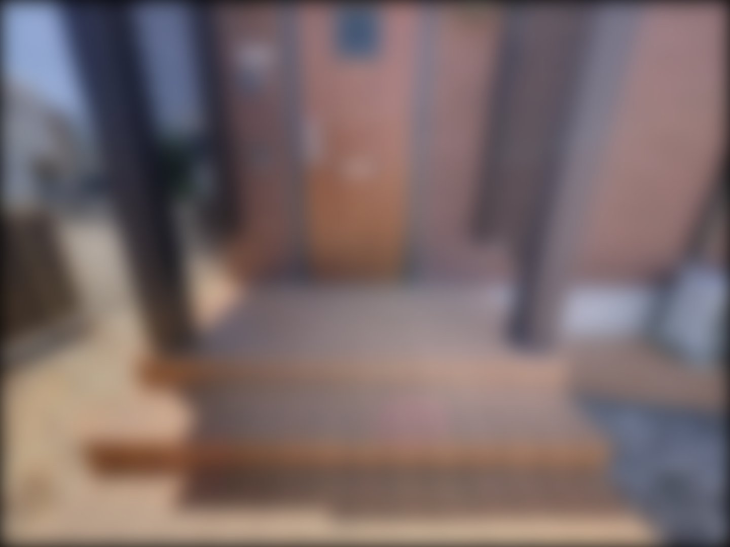 loading blurry tour image