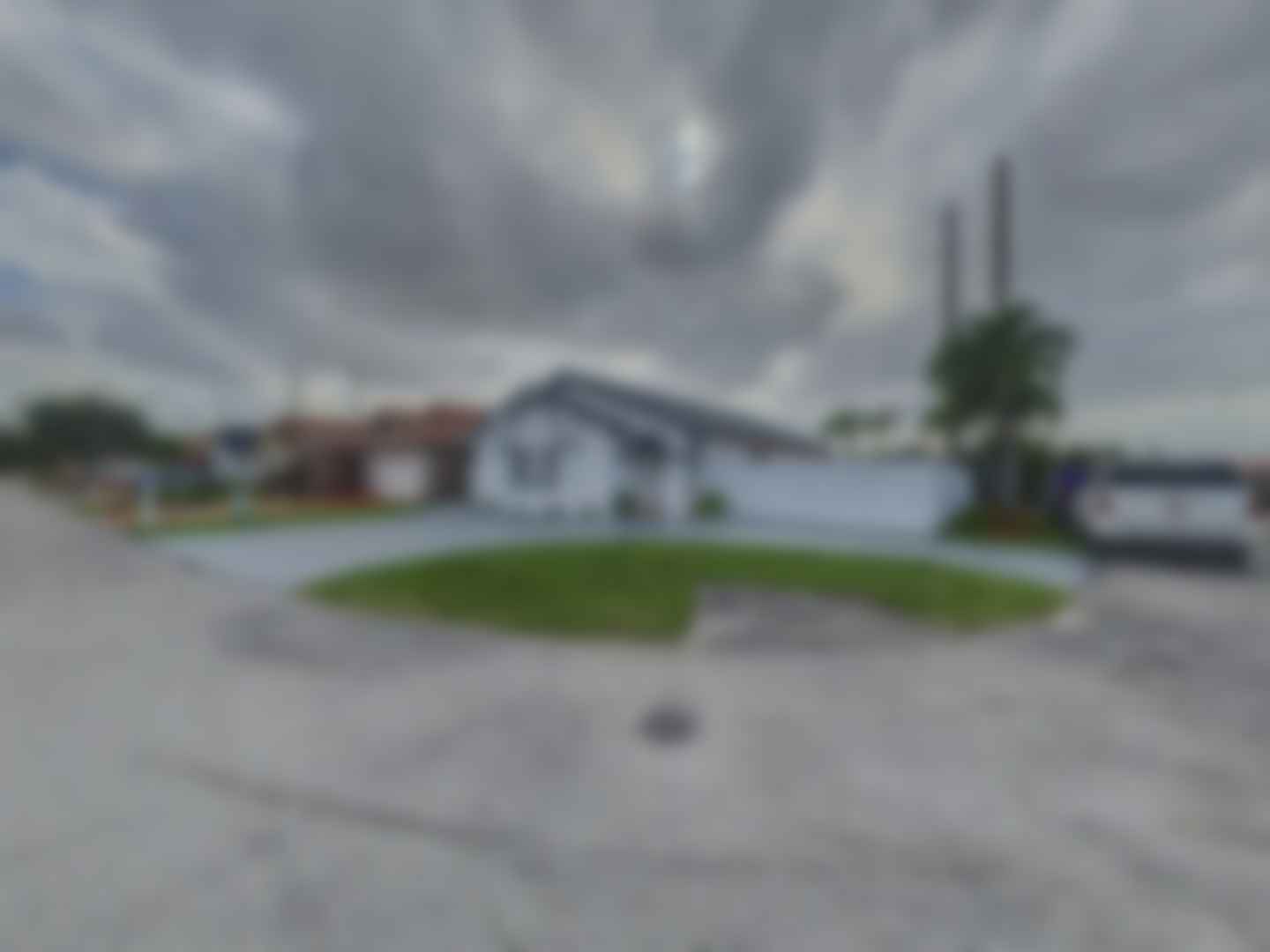 loading blurry tour image