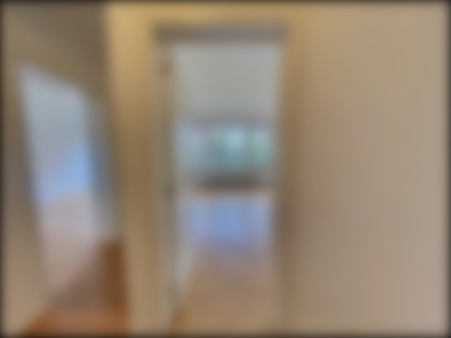 loading blurry tour image