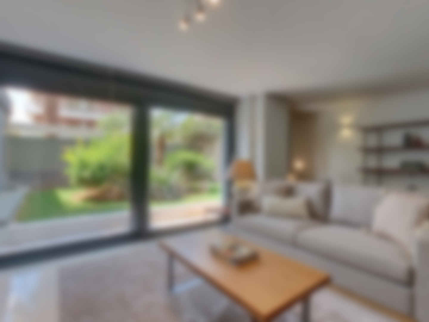 loading blurry tour image