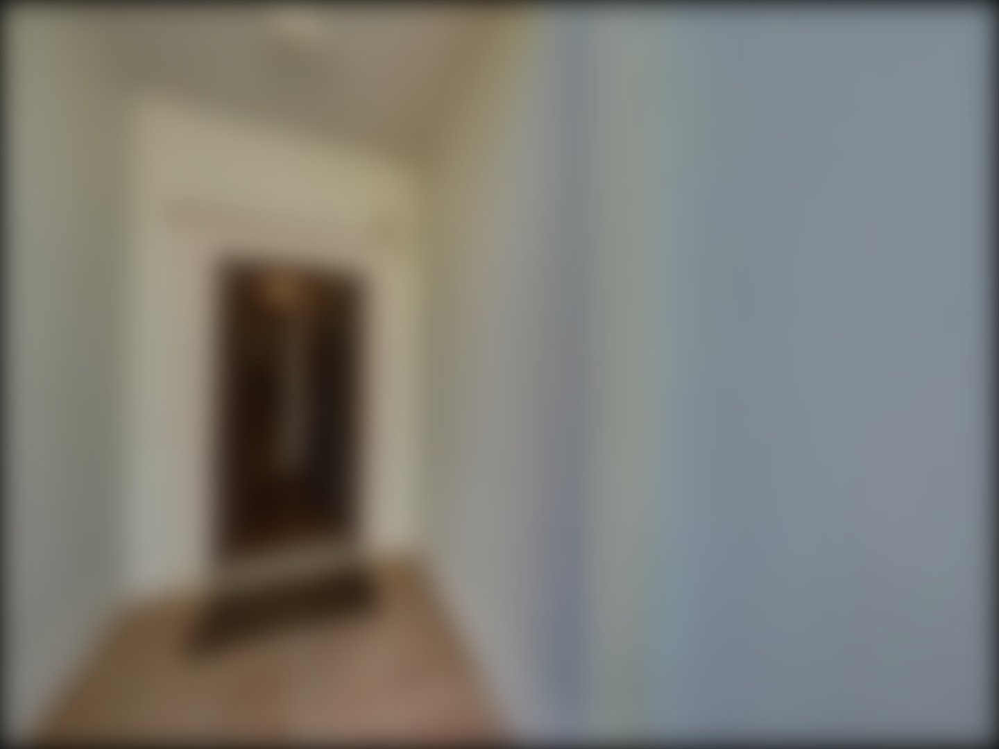 loading blurry tour image