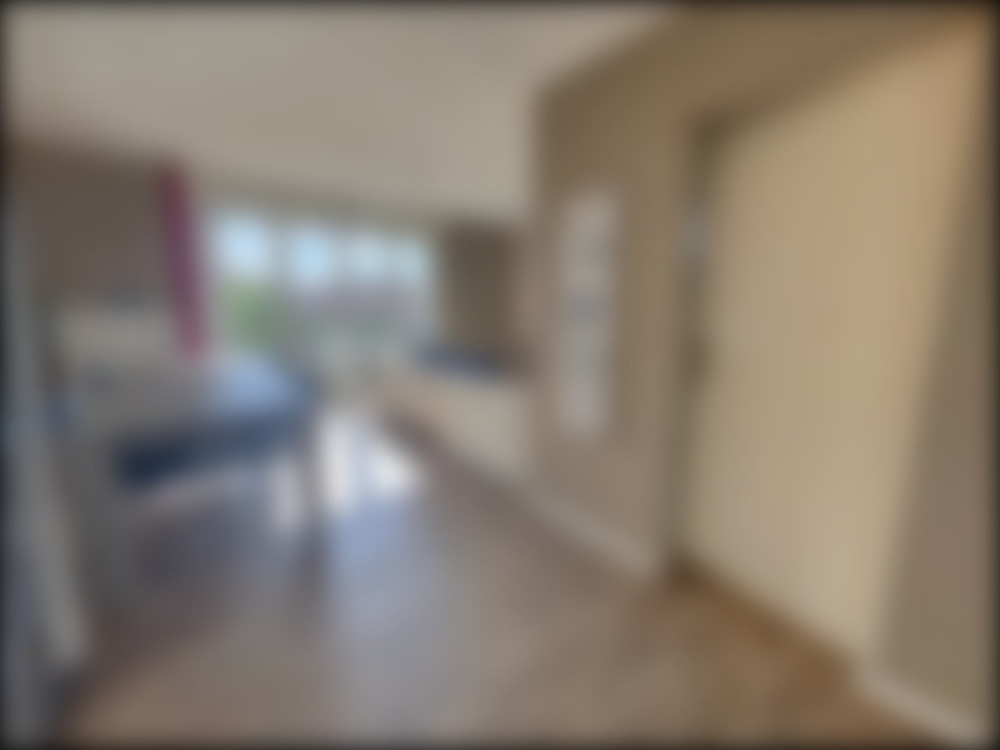 loading blurry tour image