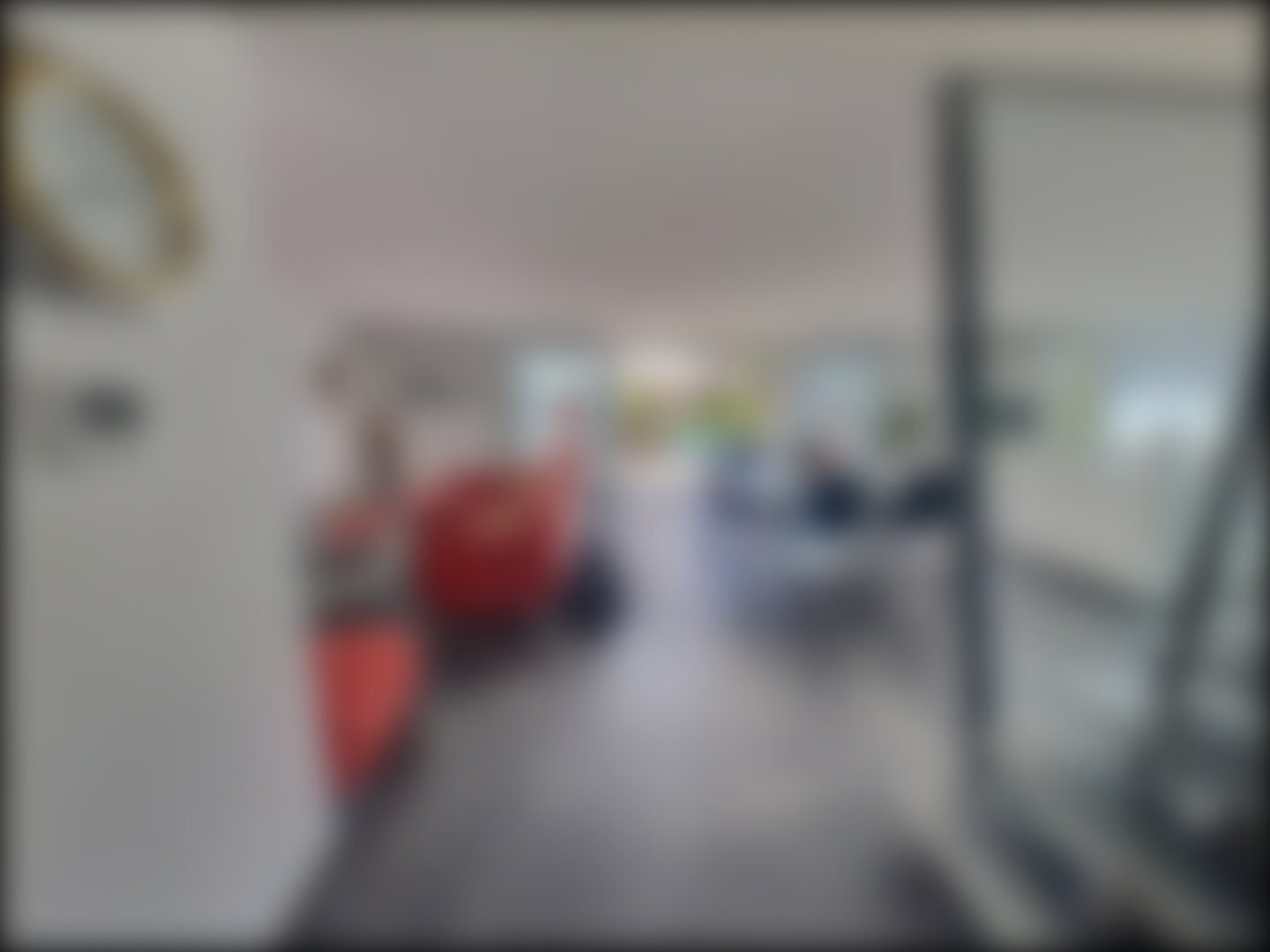 loading blurry tour image