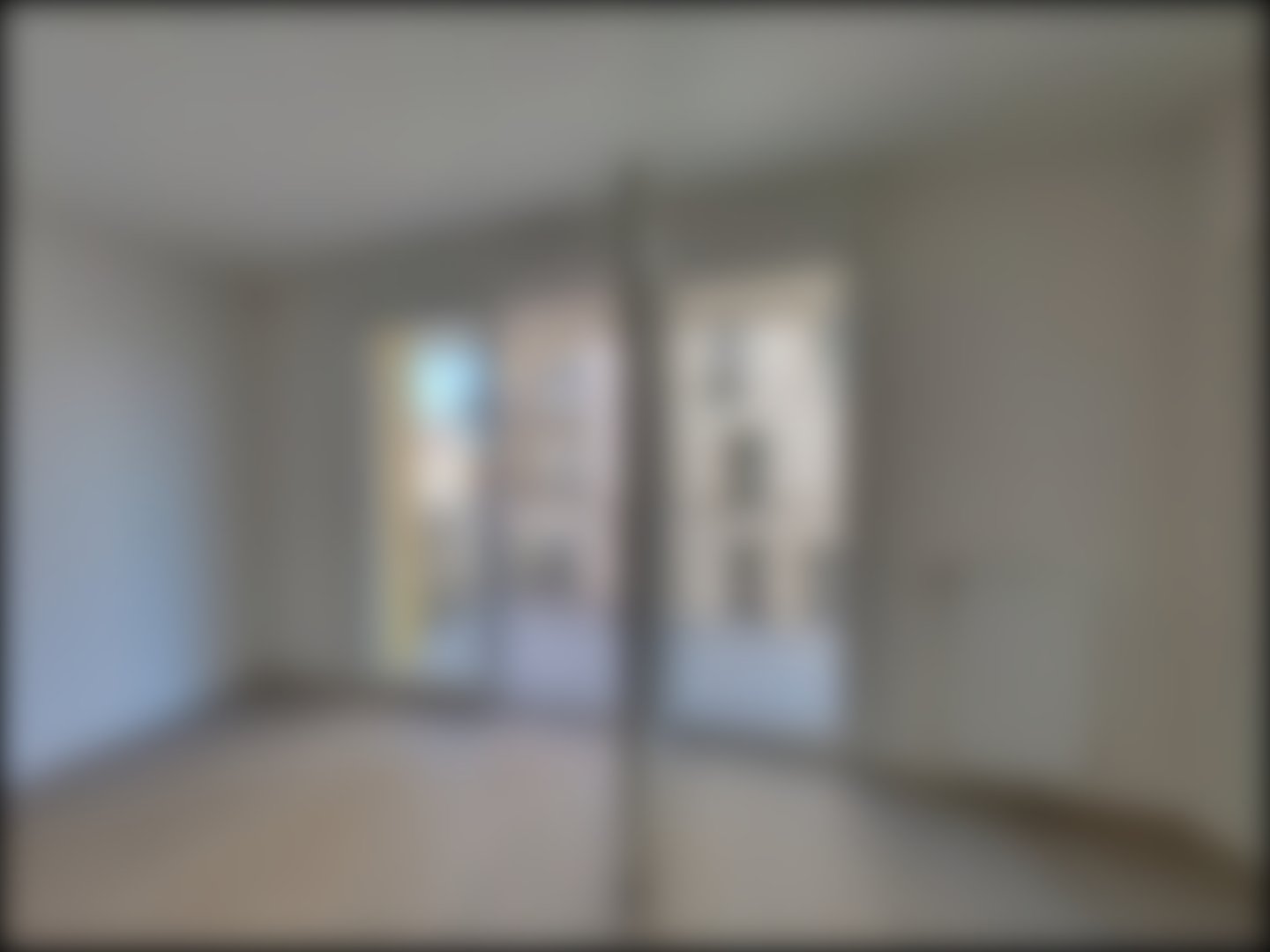 loading blurry tour image