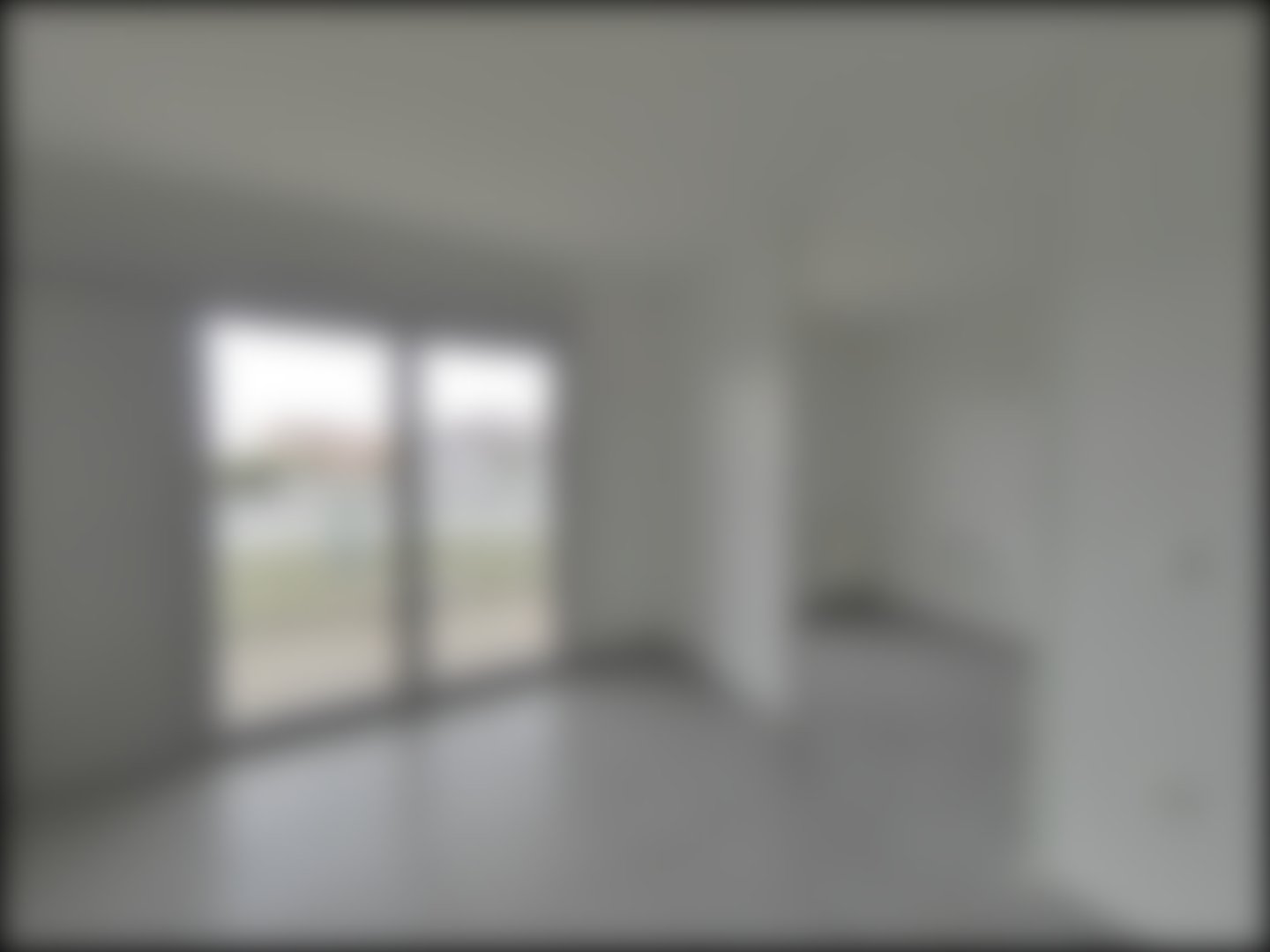 loading blurry tour image