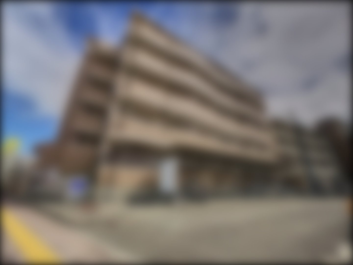 loading blurry tour image