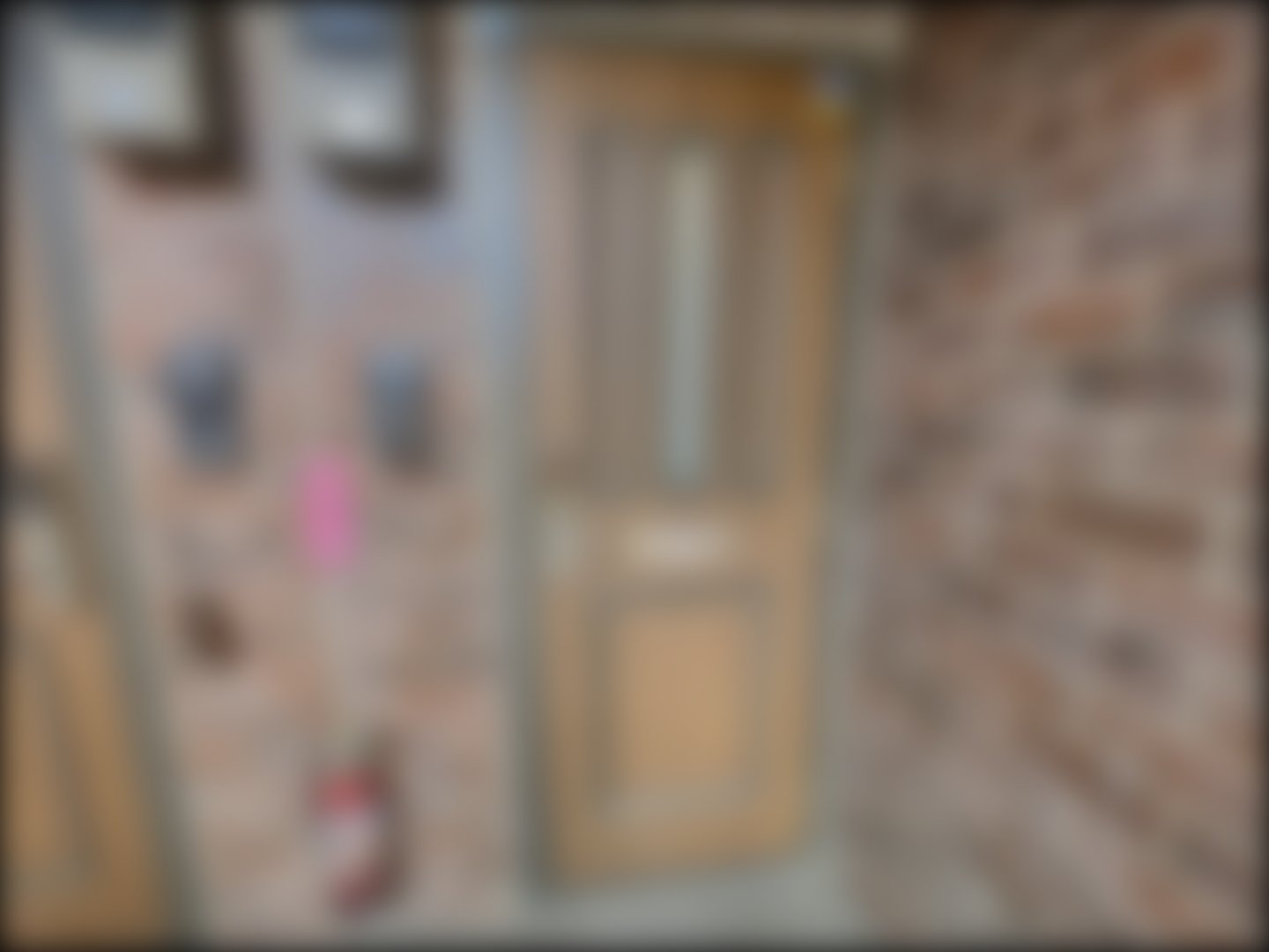 loading blurry tour image