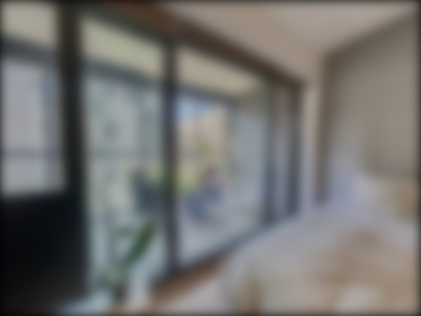 loading blurry tour image