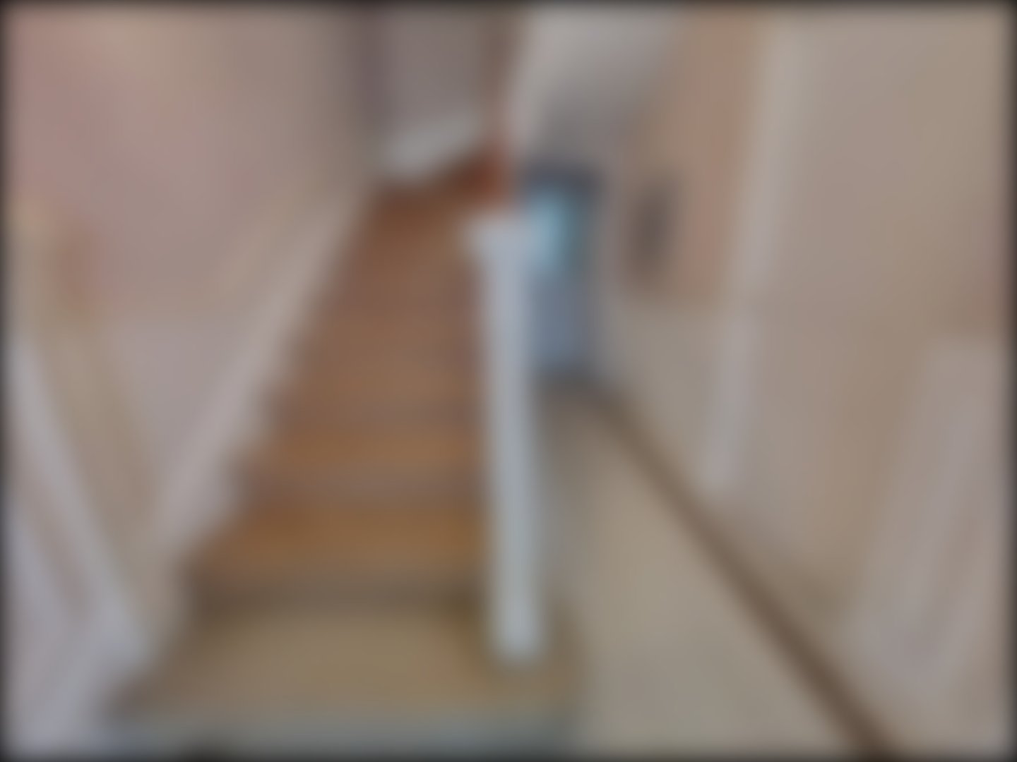 loading blurry tour image