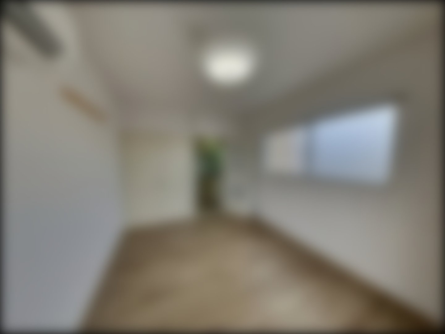 loading blurry tour image