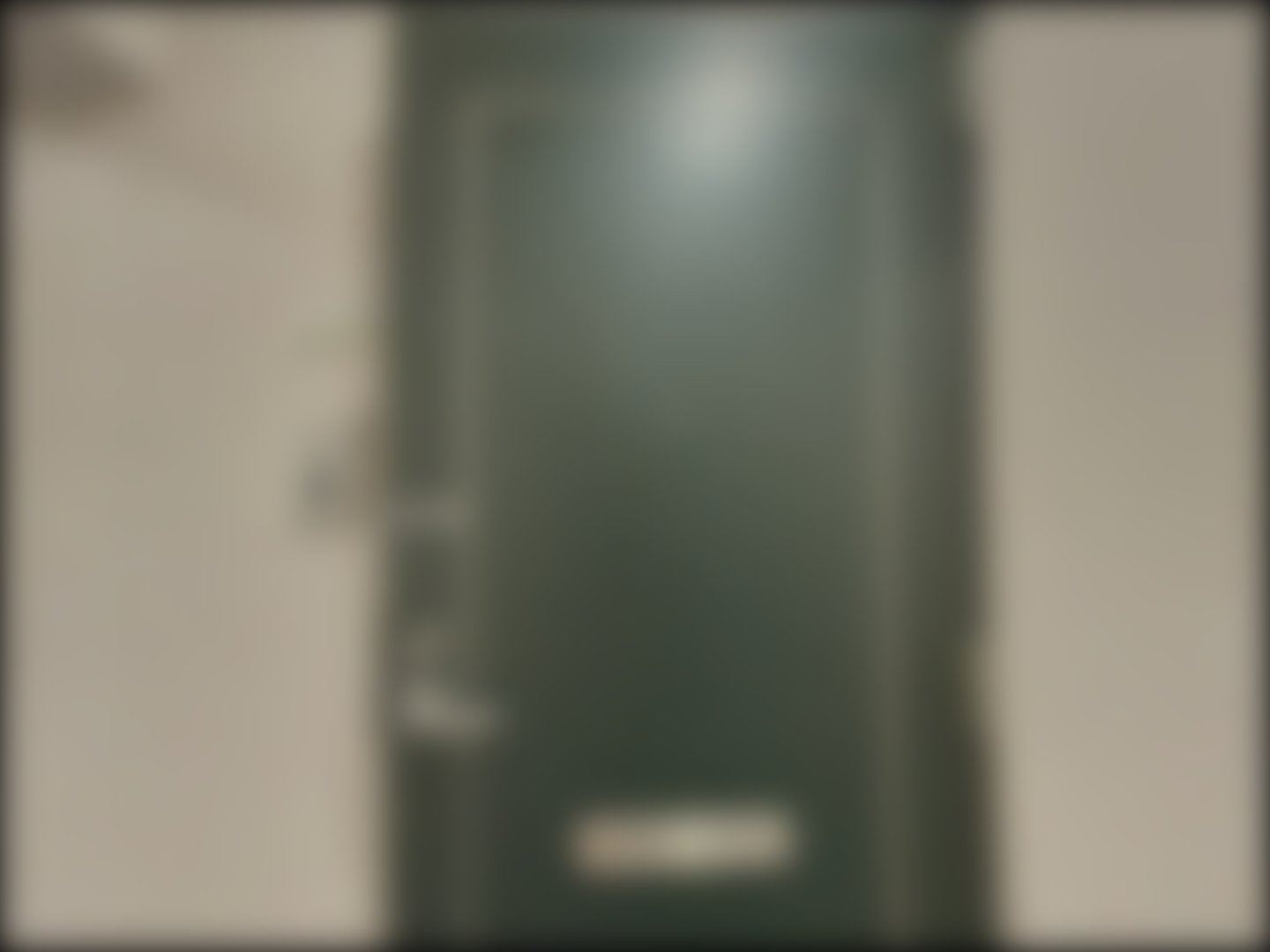 loading blurry tour image