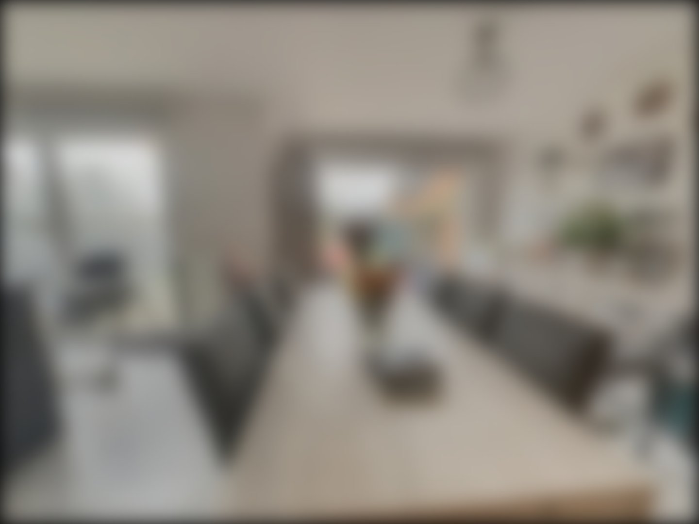 loading blurry tour image