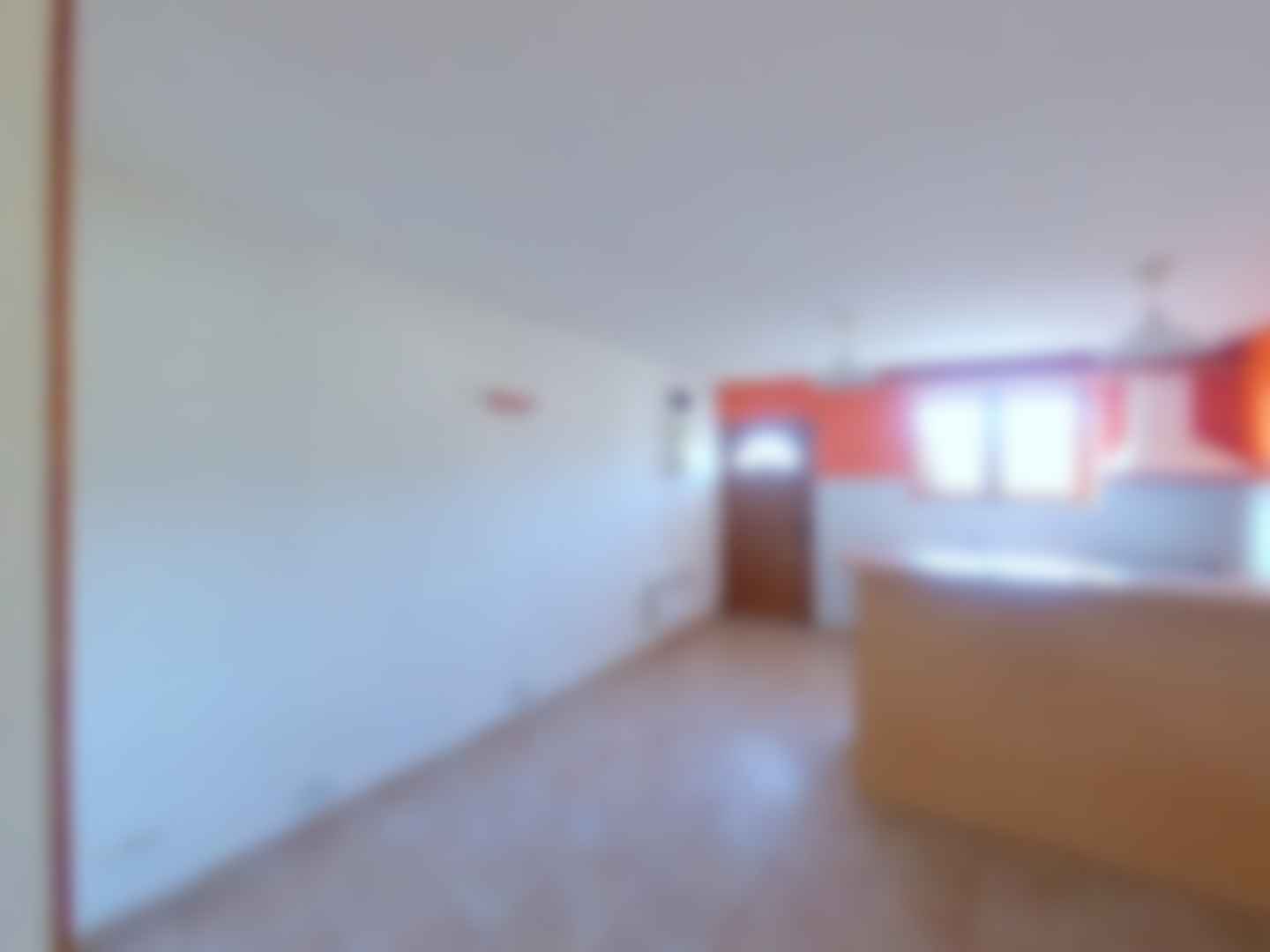 loading blurry tour image