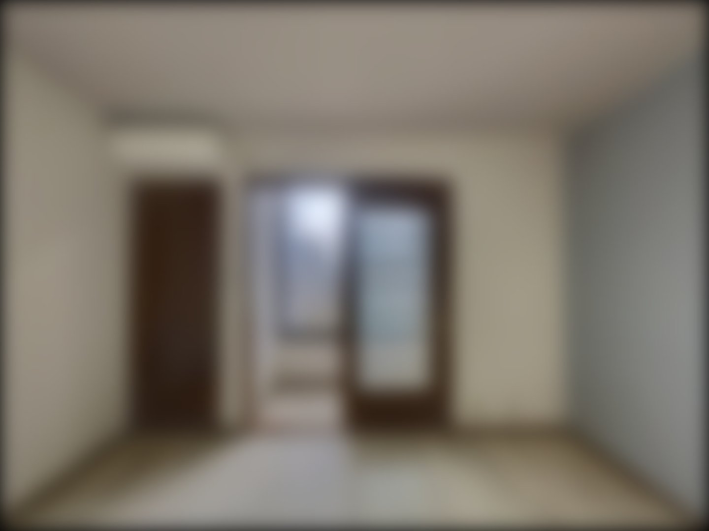 loading blurry tour image