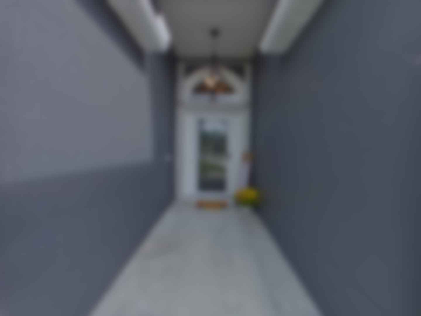 loading blurry tour image