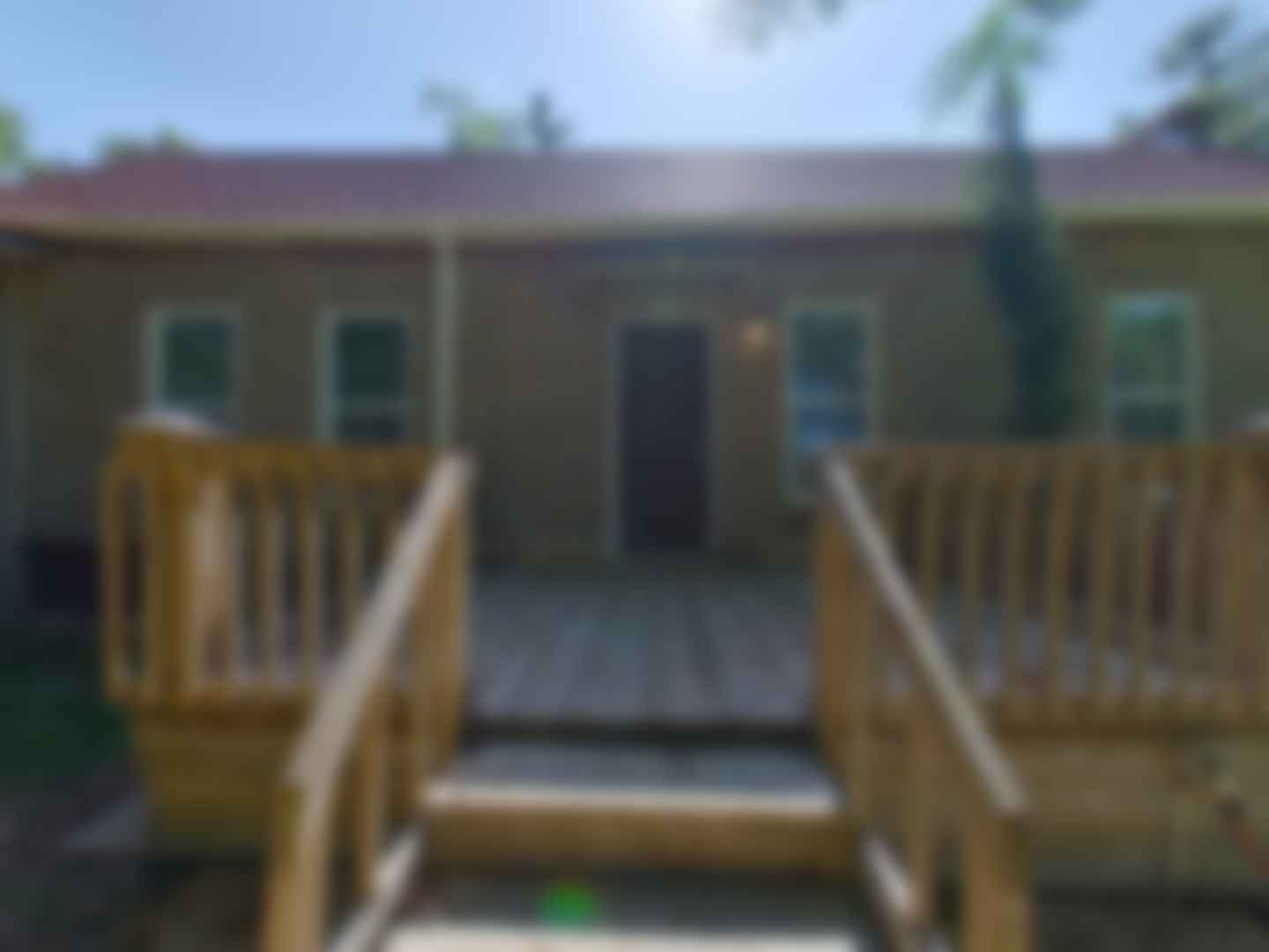 loading blurry tour image