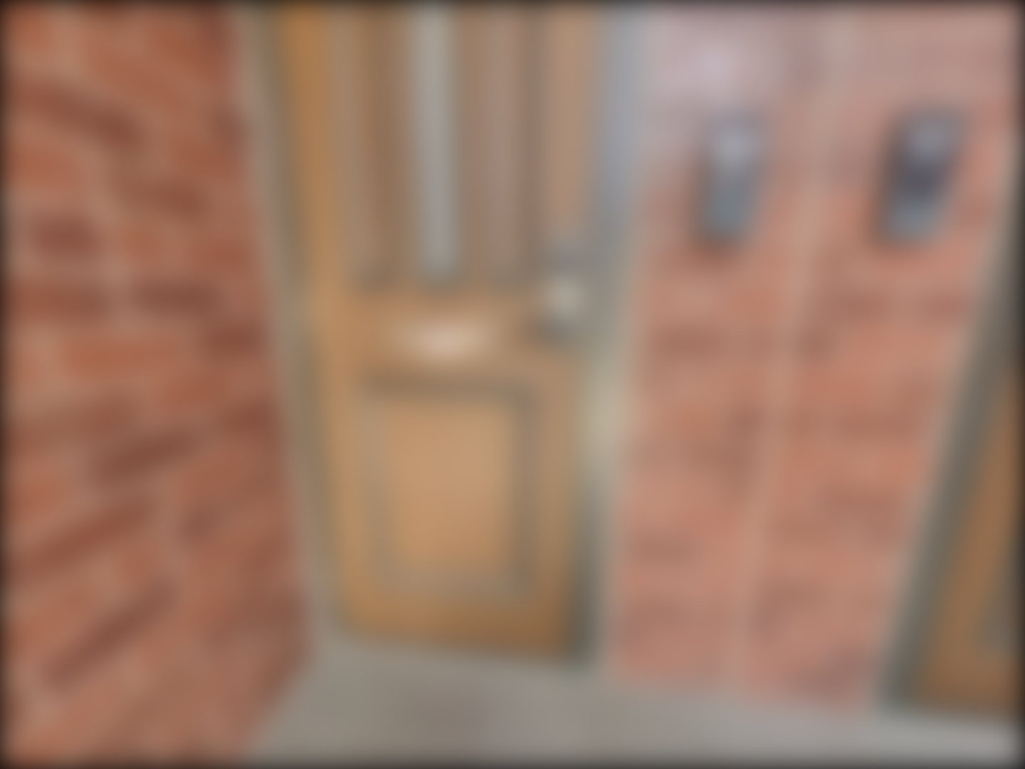 loading blurry tour image