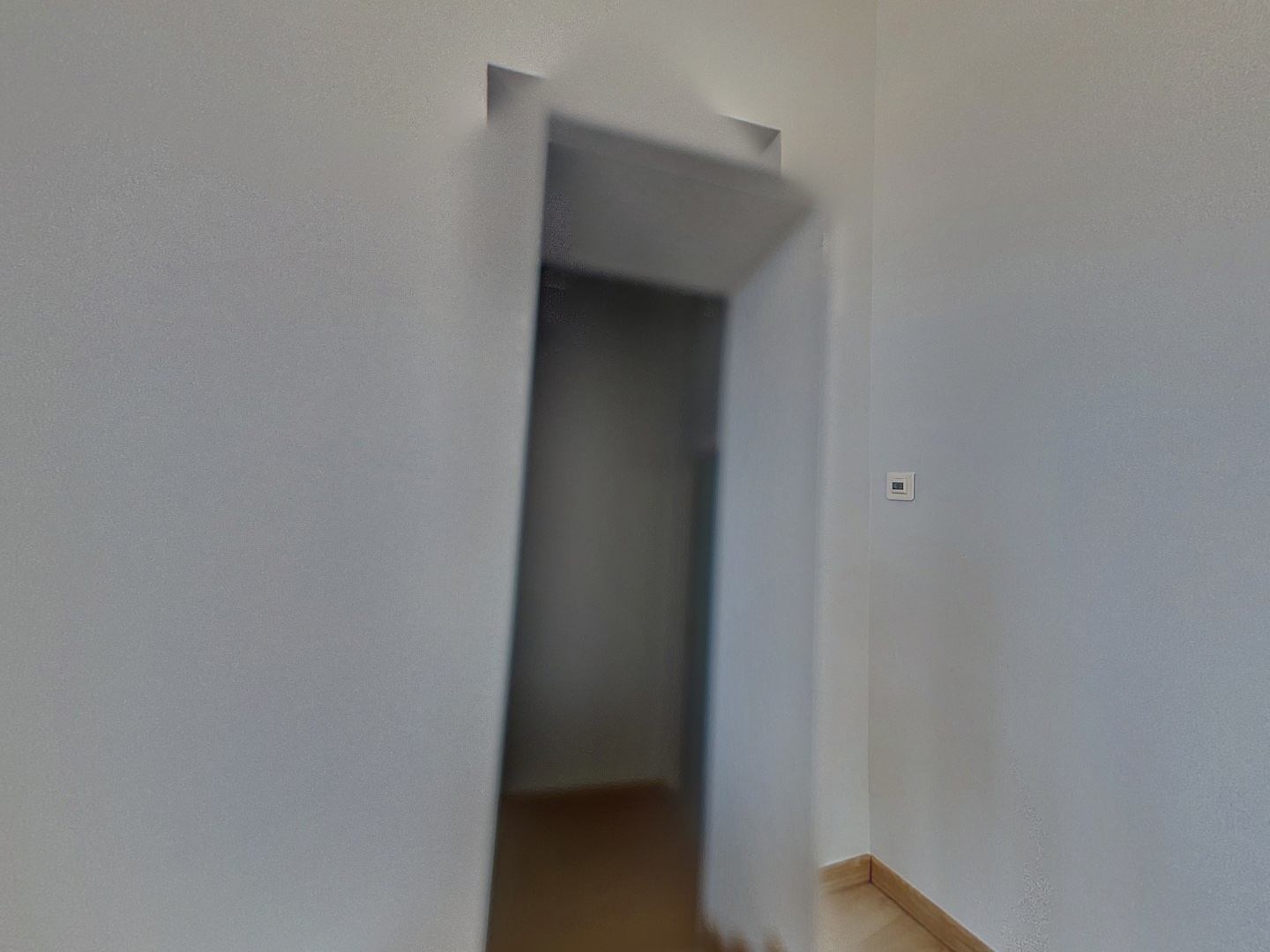 loading blurry tour image