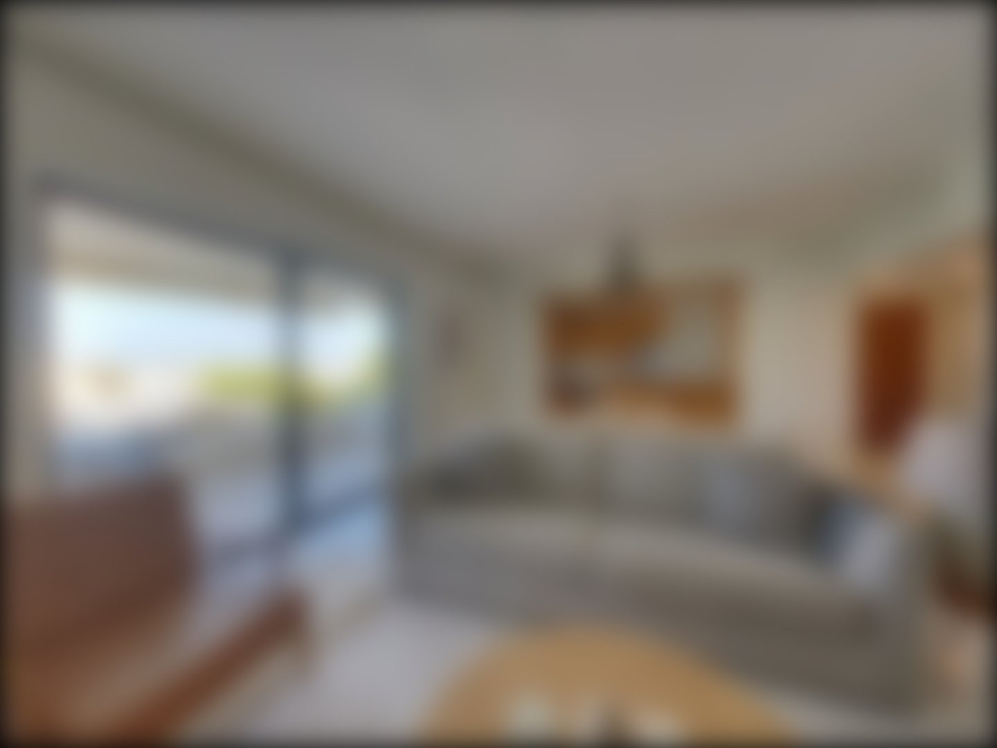 loading blurry tour image