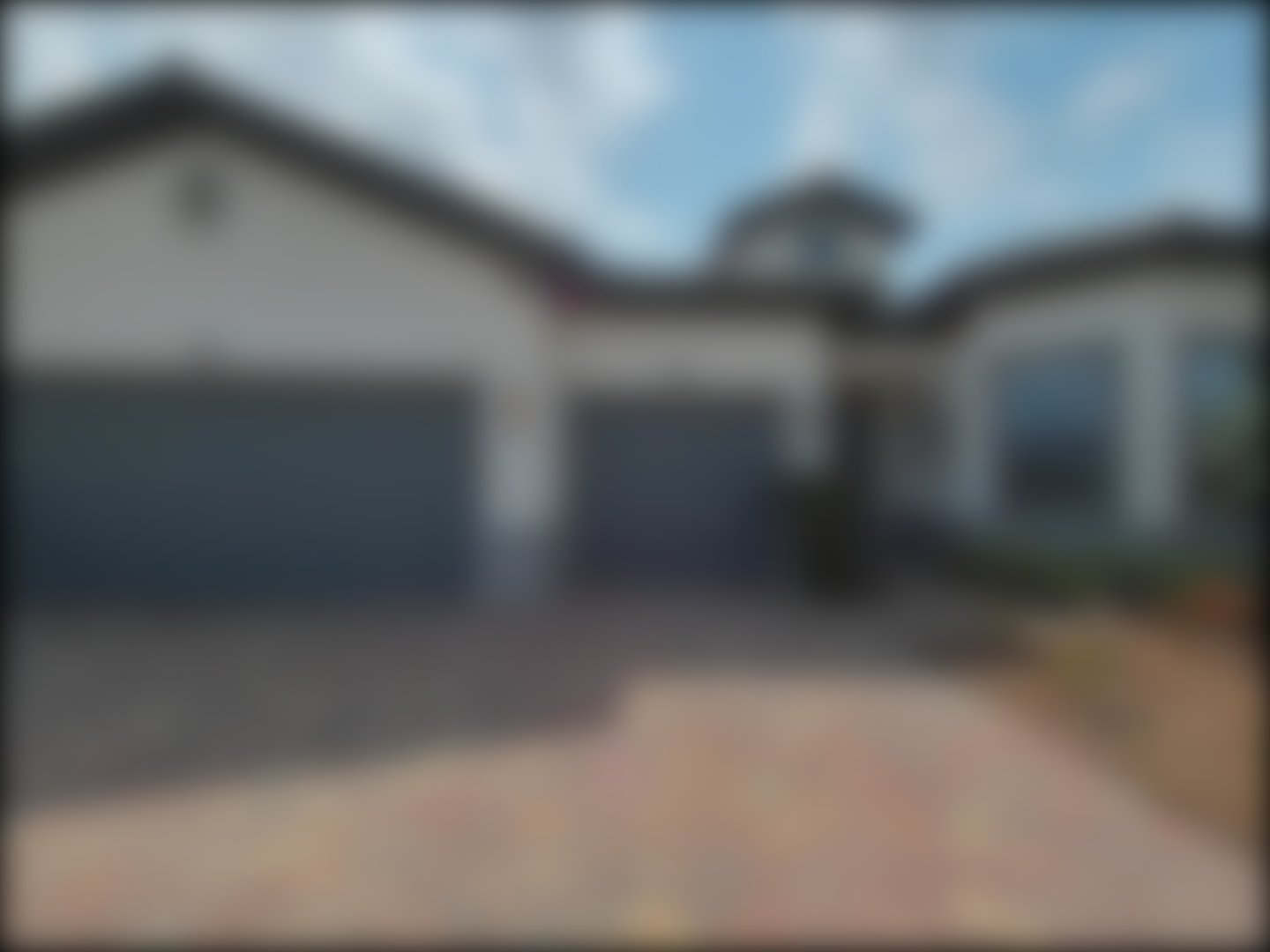 loading blurry tour image