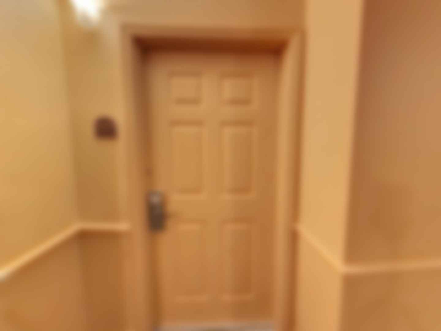 loading blurry tour image