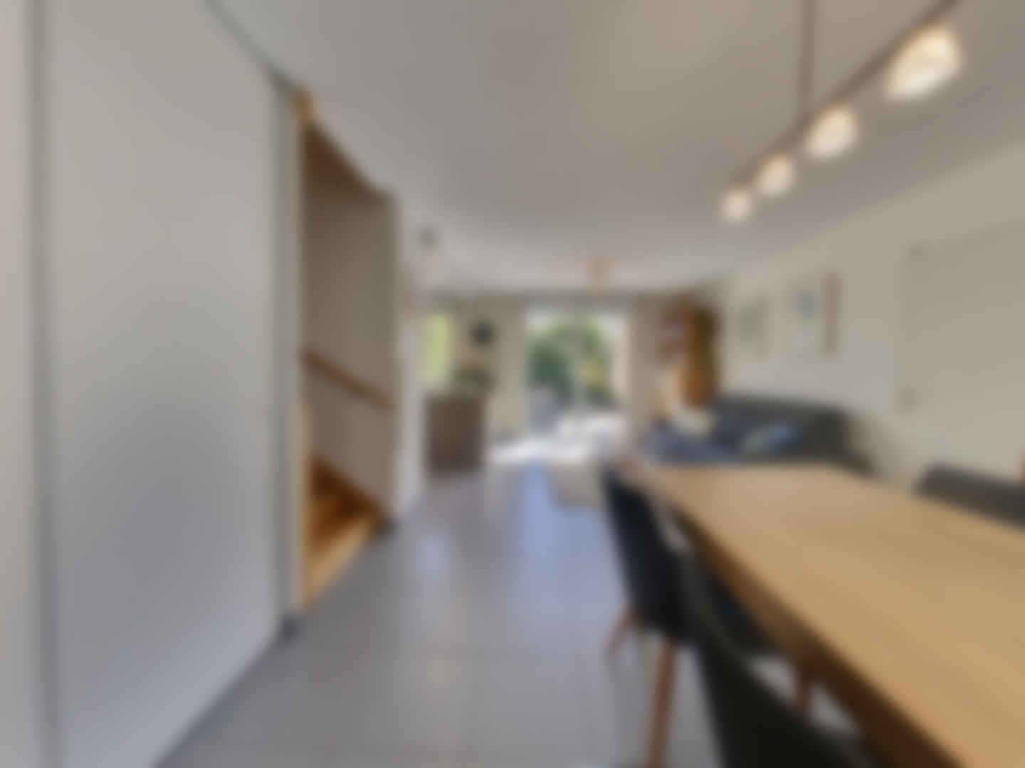 loading blurry tour image