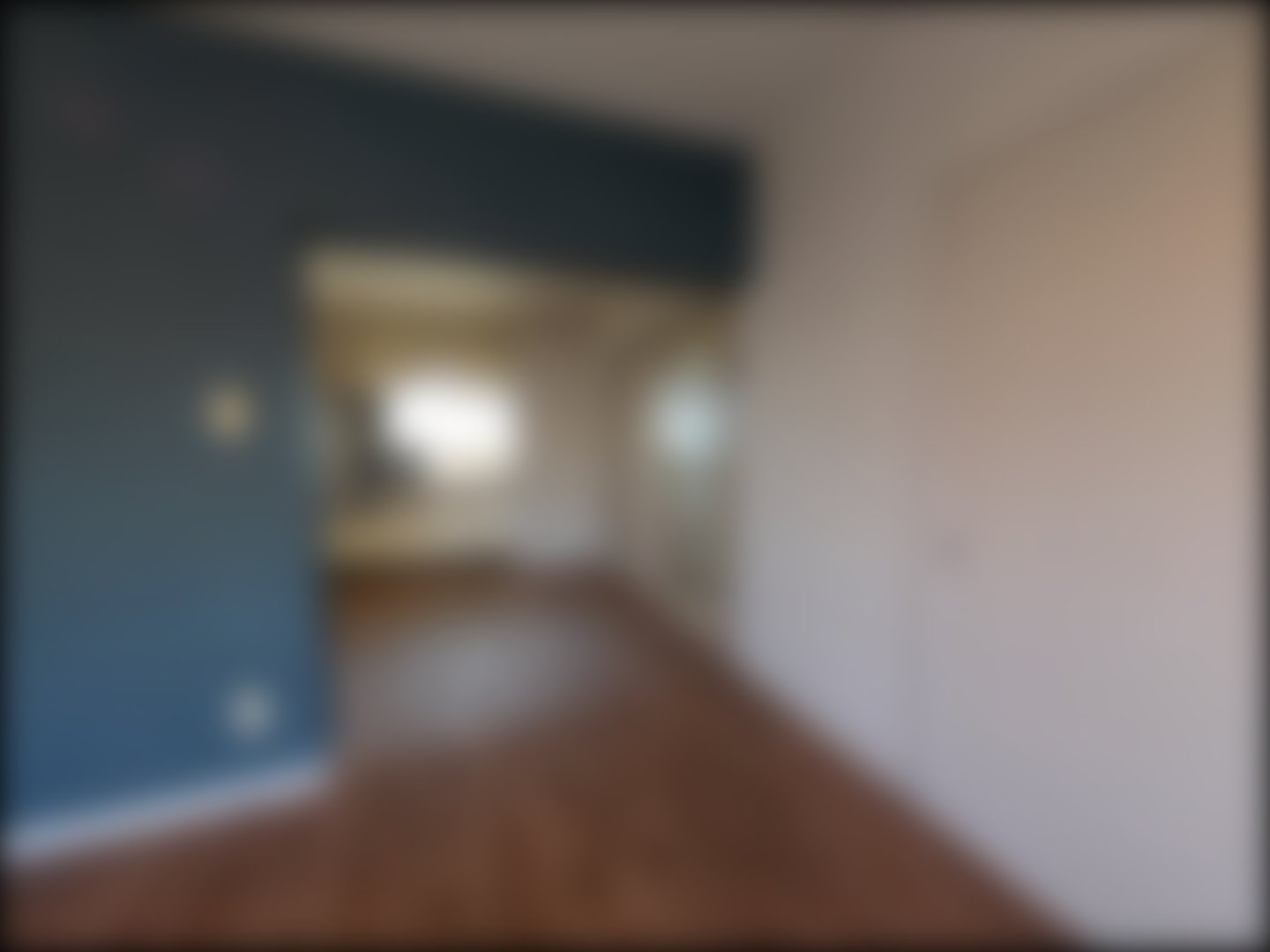 loading blurry tour image