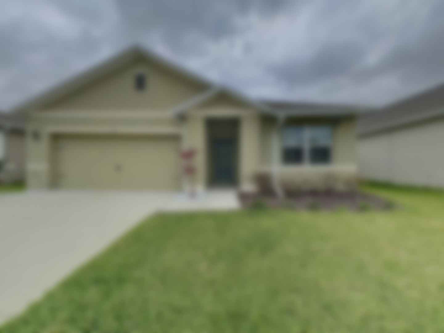 loading blurry tour image