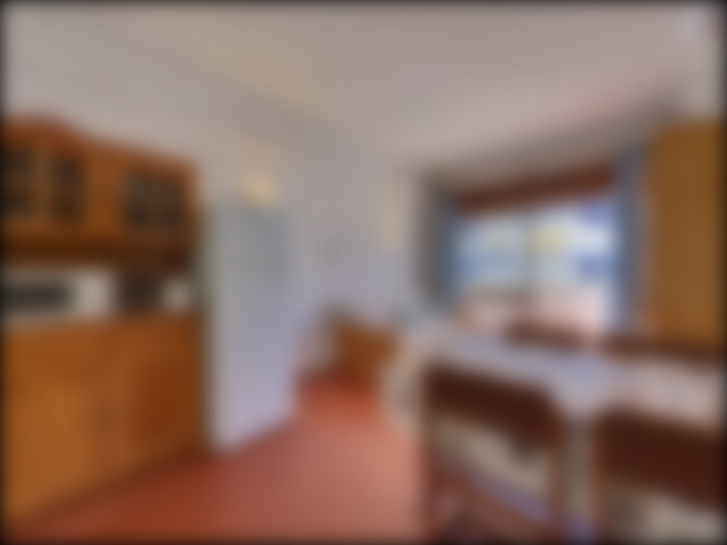 loading blurry tour image