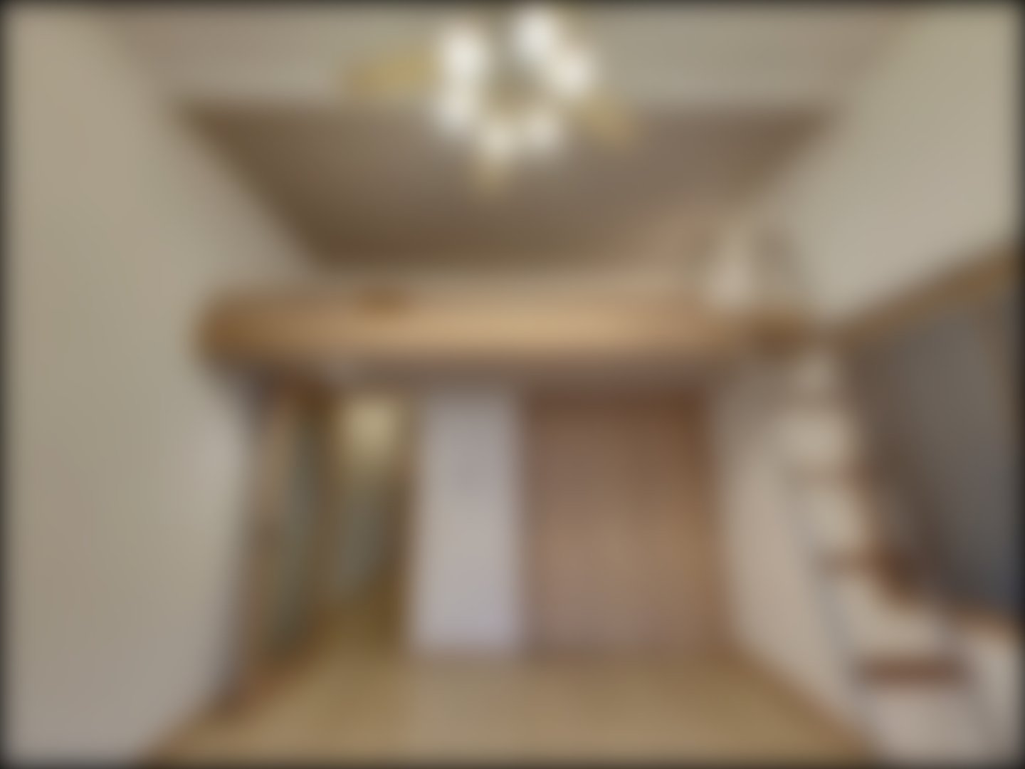 loading blurry tour image