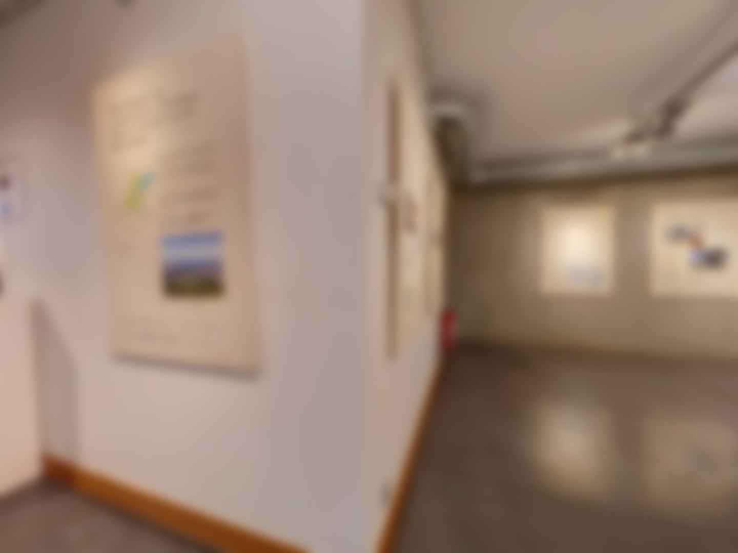 loading blurry tour image