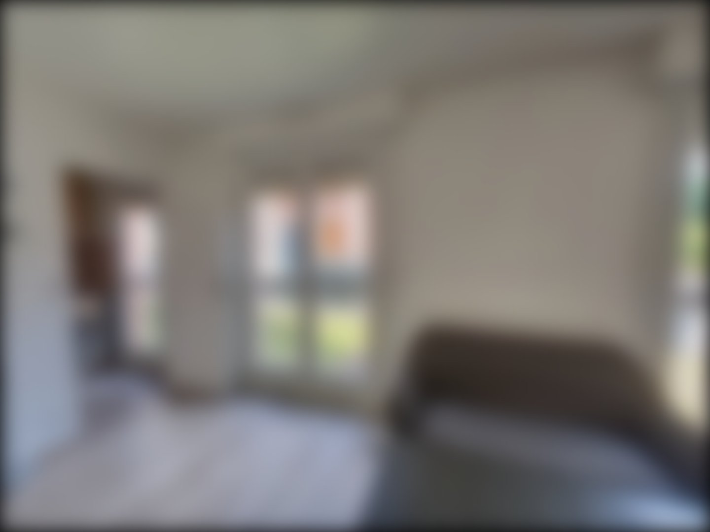 loading blurry tour image