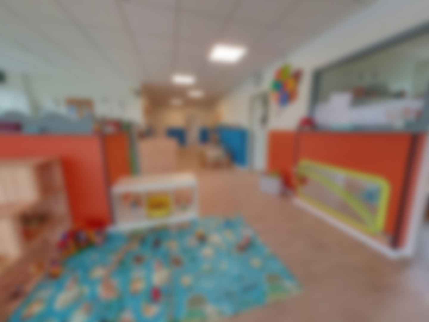 loading blurry tour image