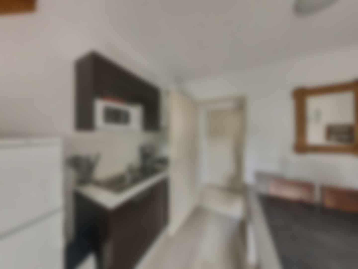 loading blurry tour image