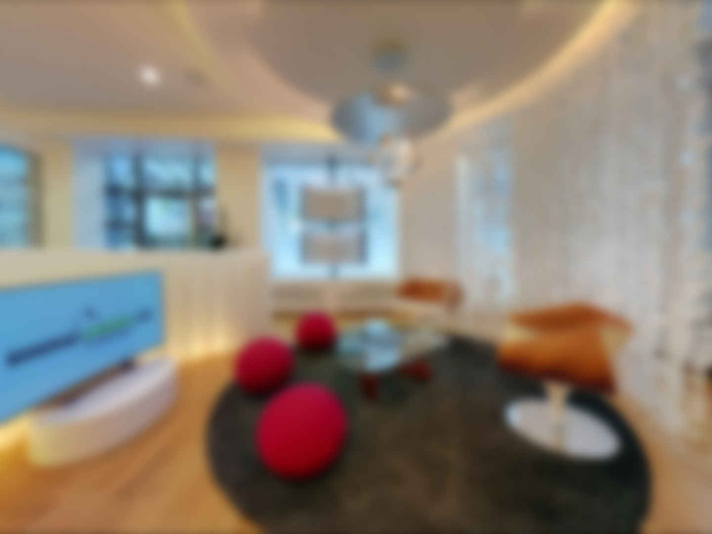 loading blurry tour image