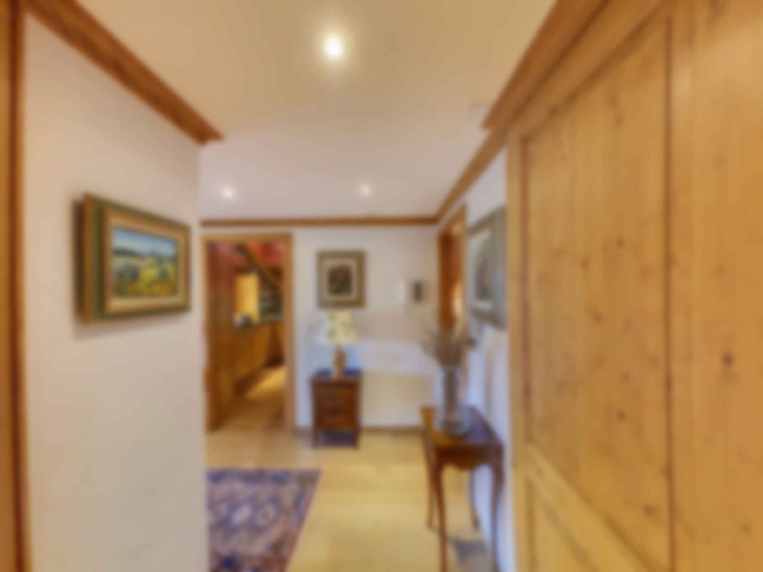 loading blurry tour image