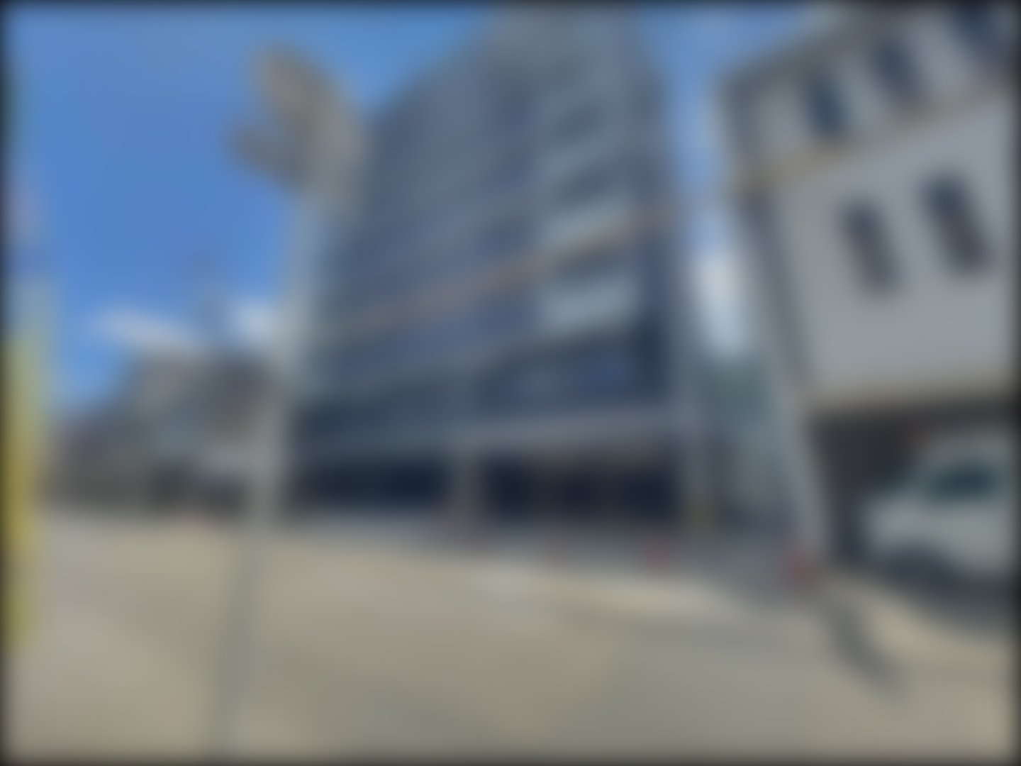 loading blurry tour image