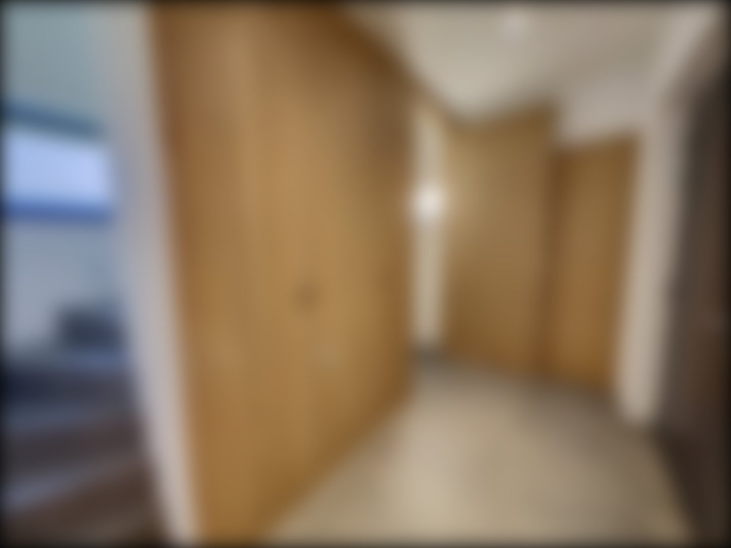 loading blurry tour image