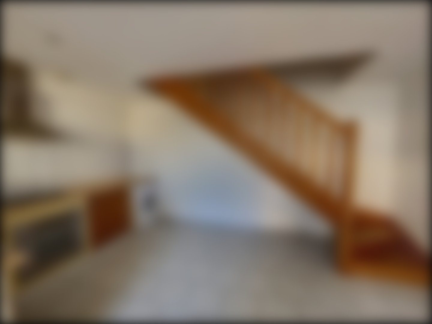 loading blurry tour image