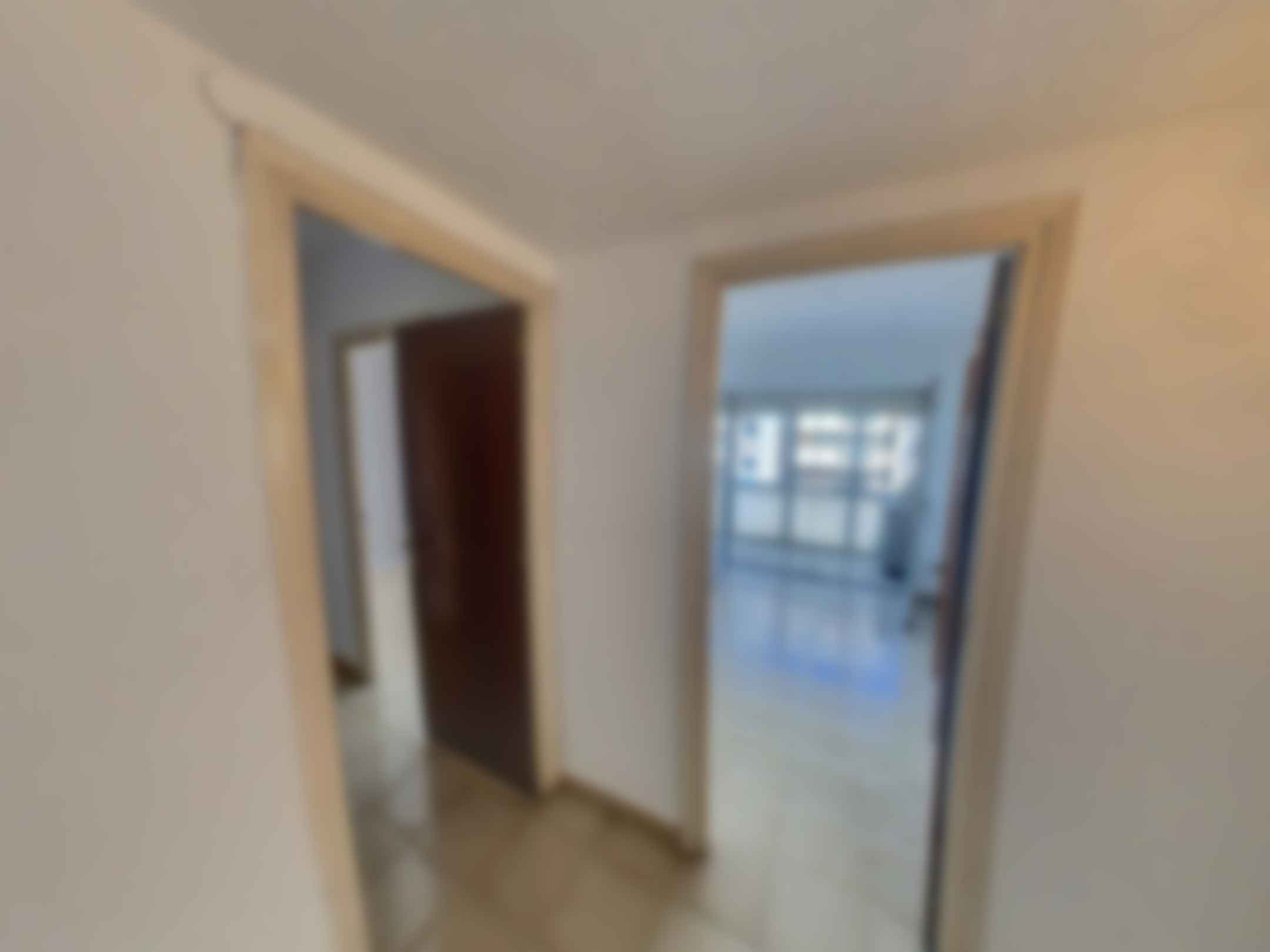 loading blurry tour image