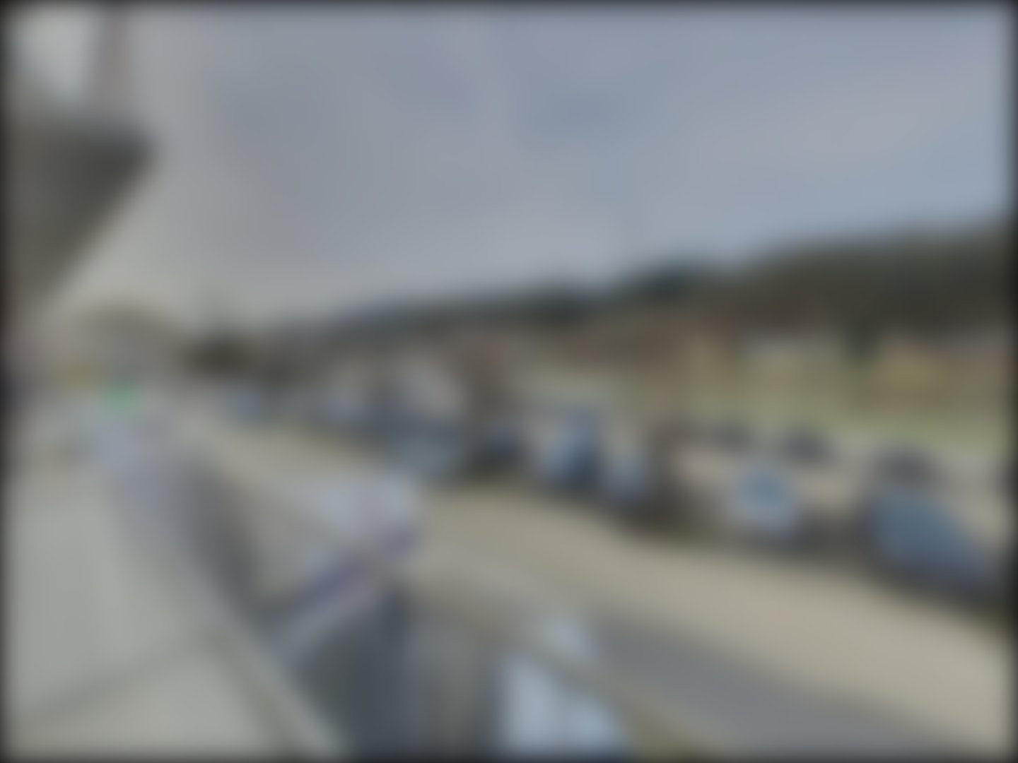 loading blurry tour image