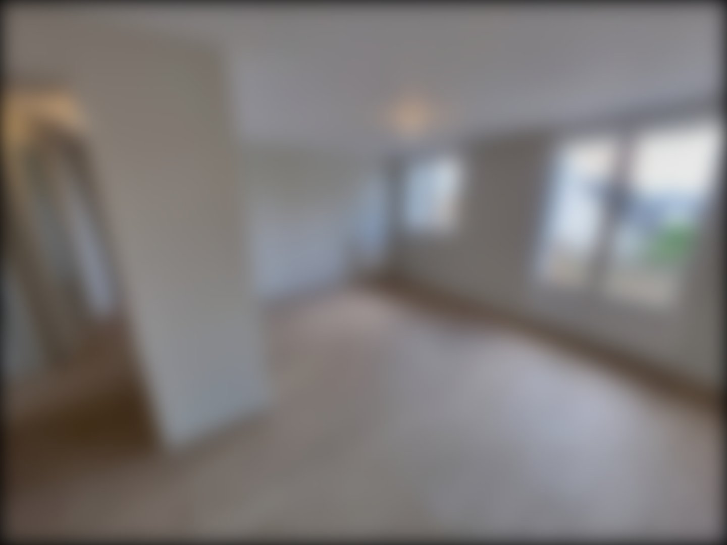 loading blurry tour image