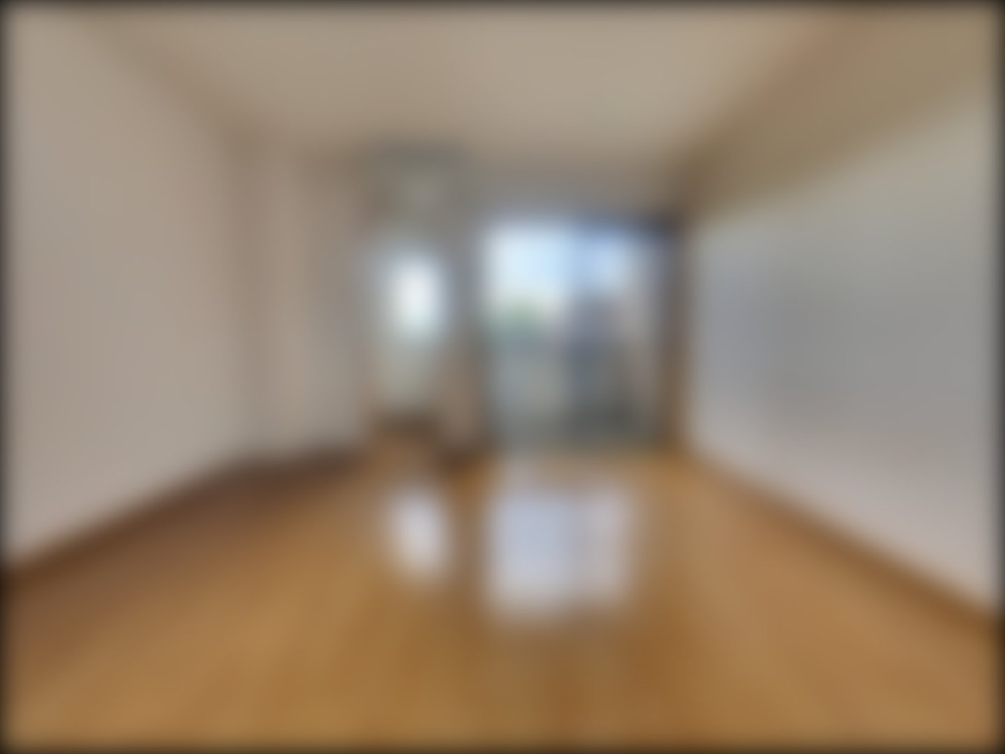 loading blurry tour image