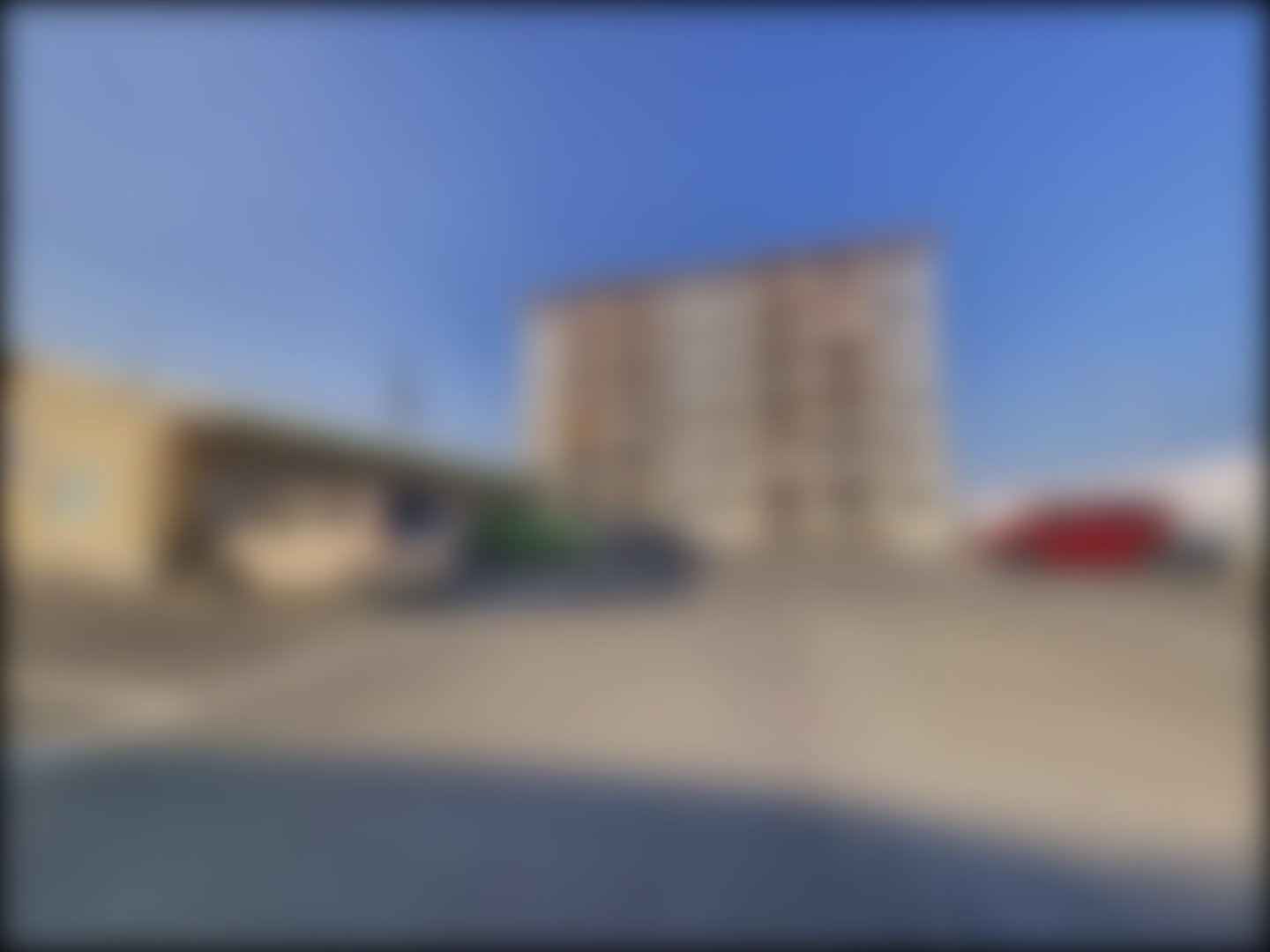 loading blurry tour image